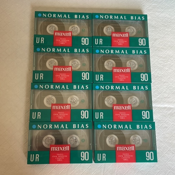 NWOT Lot of 10 VTG Maxell Blank Audio Cassette Tapes UR-90 Normal Bias - Picture 2 of 11